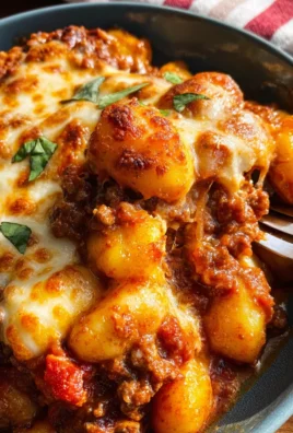 Cheesy Bolognese Gnocchi Bake