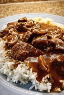 Crockpot Beef Tips & Gravy