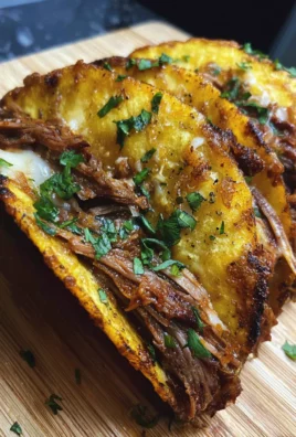 Slow Cooker Shredded Beef Tacos