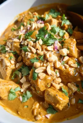 Slow Cooker Thai Peanut Chicken | Low Carb