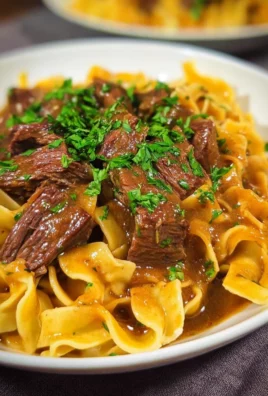 Old Fashioned Beef & Noodles